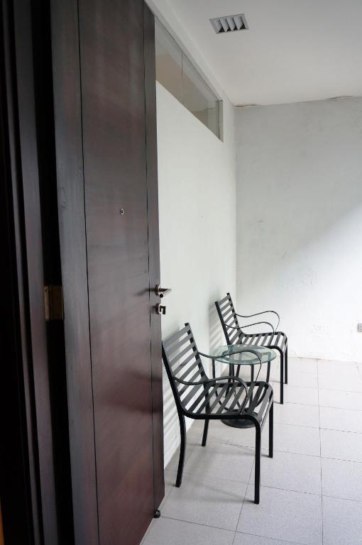Rumah Nenek Hotel And Restaurant Паданг Номер фото